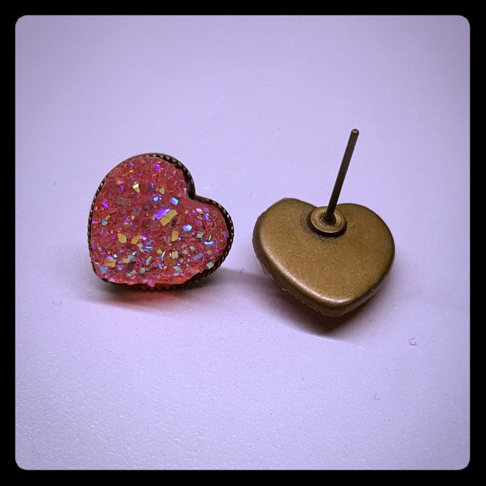 NEW  Pink heart druzy studs -bronze